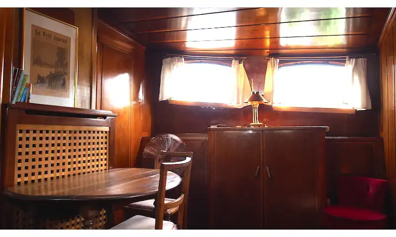 Grande péniche Freycinet à vendre à Paris – 170 m² habitables