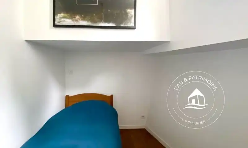 Péniche à vendre à Paris Bastille au Port de l'Arsenal – Navigante – 75 m2