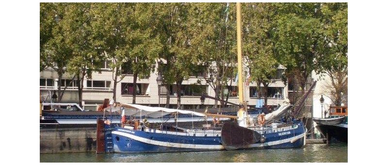 Magnifique bateau d'habitation et de collection à vendre Paris