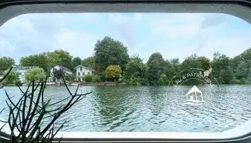 La réglementation pour vivre sur une péniche habitable : contrat COT, expertises et certificats