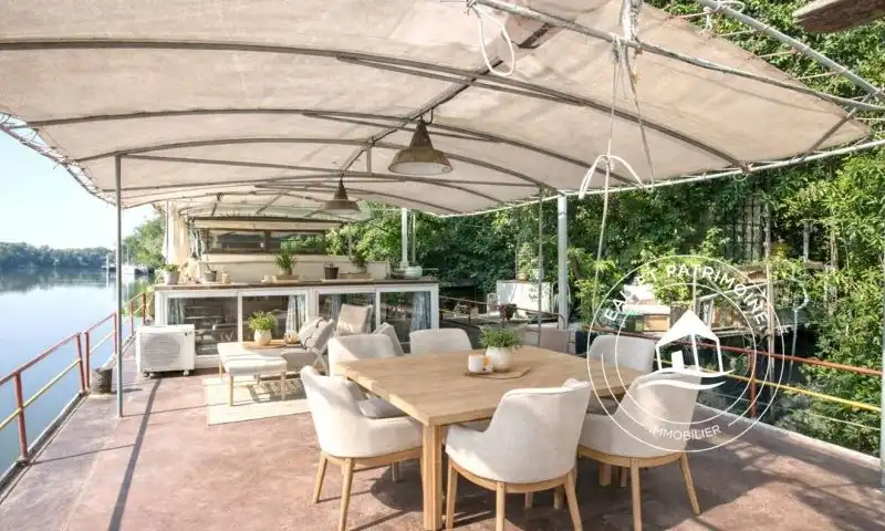 Péniche à vendre Avignon – Nature et Espace