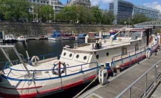 Joli remorqueur d'habitation à vendre à Paris