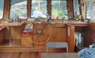 Péniche à vendre Paris XVème en parfait état – 85m² – 700 000 €