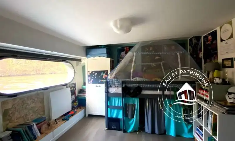 Péniche à vendre Issy Les Moulineaux – Espace et Nature