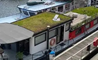 Superbe péniche d'habitation à vendre à Paris – 85 m² – 390 000 €