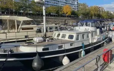 Très belle vedette d'habitation à vendre à Paris – 60 m² – 349 000 €
