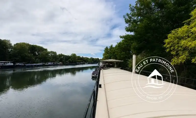 Péniche à vendre à Puteaux - Nature aux portes de Paris