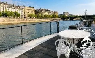 Maison flottante à vendre Paris 5 - Terrasse et vue sur l'Île Saint Louis