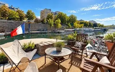 Péniche à vendre Paris 4 - Rénovée et Jolies vues sur l'eau