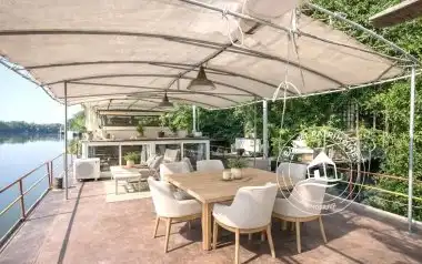 Péniche à vendre Avignon – Nature et Espace