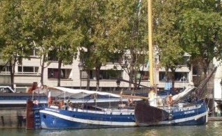 Magnifique bateau d'habitation et de collection à vendre Paris