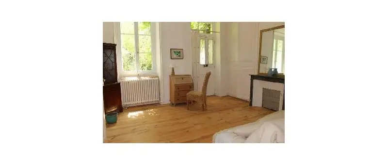 Maison de maître à vendre dans l'Yonne : charme, jardin et potentiel