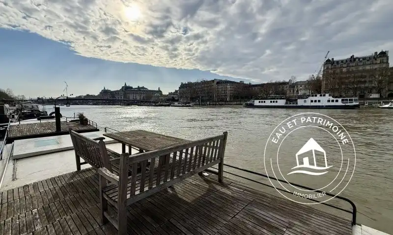 Péniche à vendre Paris 1 – Toit ouvrant et Vue Tour Eiffel
