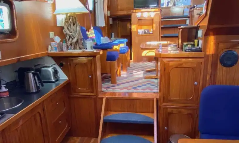 Très belle vedette d'habitation à vendre à Paris – 60 m² – 349 000 €