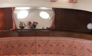 Charmante péniche d'habitation à vendre à Paris 8ème – 60 m² – 540 000 €