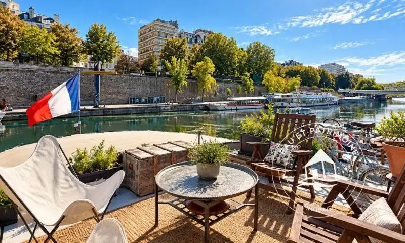 Péniche à vendre Paris 4 - Rénovée et Jolies vues sur l'eau