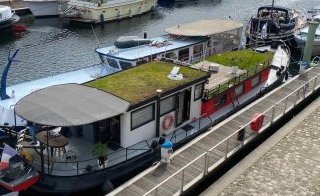 Exceptionnelle péniche d'habitation à vendre à Paris