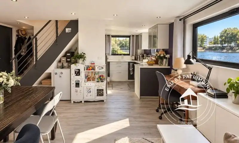Maison flottante à vendre Asnières-sur-Seine - Rénovée et Rooftop exceptionnel