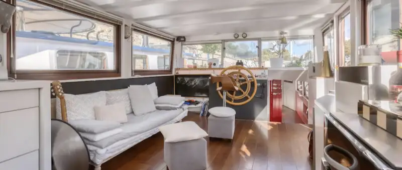 Superbe péniche d'habitation à vendre à Paris – 85 m² – 390 000 €