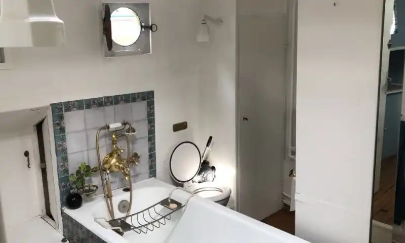 Charmante péniche d'habitation à vendre à Paris 8ème – 60 m² – 540 000 €