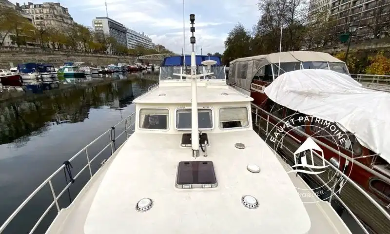 Vedette à vendre Paris 12 – Entretenue et Spacieuse