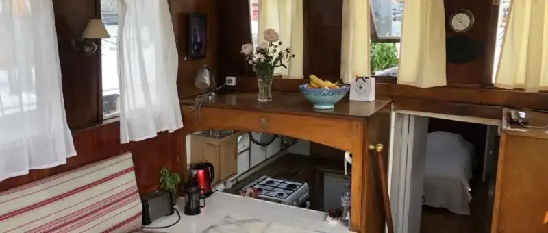 Charmante péniche d'habitation à vendre à Paris 8ème – 60 m² – 540 000 €
