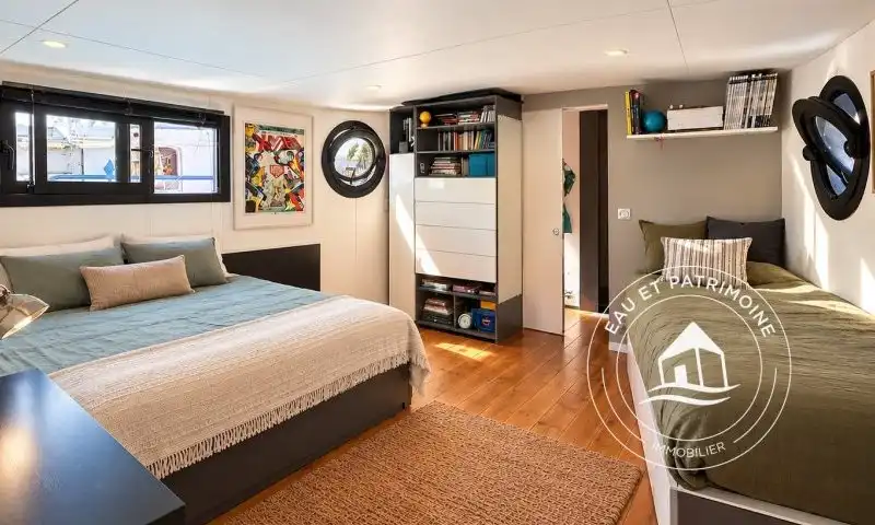 Péniche à vendre Paris 4 - Rénovée et Jolies vues sur l'eau