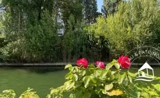 Maison flottante à Neuilly : 160 m², terrasse, environnement calme et verdoyant sans vis-à-vis