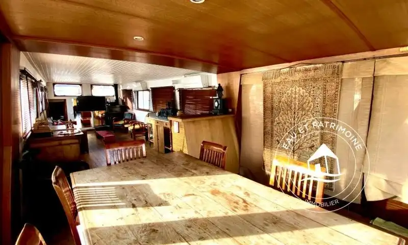 Péniche à vendre Paris 8 – Vues et Terrasses exceptionnelles