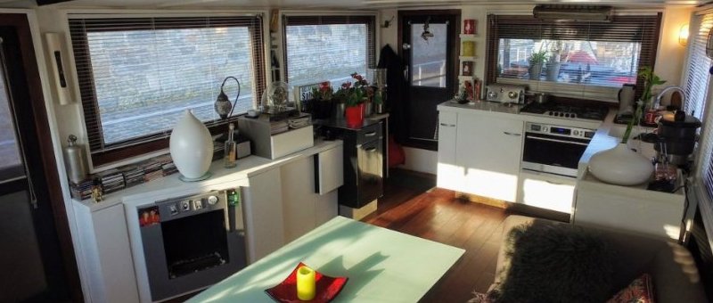 Exceptionnelle péniche d'habitation à vendre à Paris