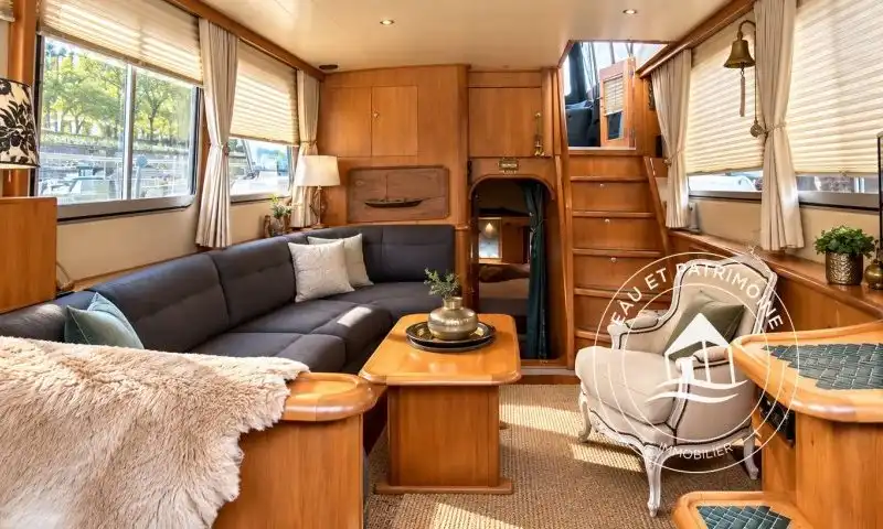 Vedette à vendre Paris 12 – Entretenue et Spacieuse
