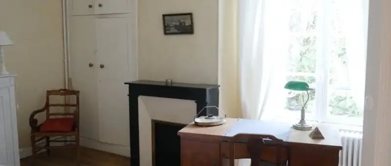 Maison de maître à vendre dans l'Yonne : charme, jardin et potentiel