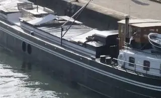 Magnifique péniche 38 m à vendre au centre de Paris