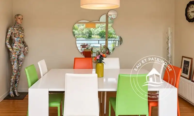 Maison flottante à vendre Giverny - Rénovée avec Logement Indépendant