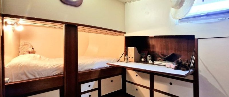 Péniche entièrement réhabilitée à vendre Paris Saint Germain des Prés