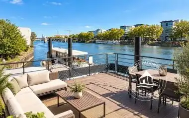 Maison flottante à vendre Asnières-sur-Seine - Rénovée et Rooftop exceptionnel