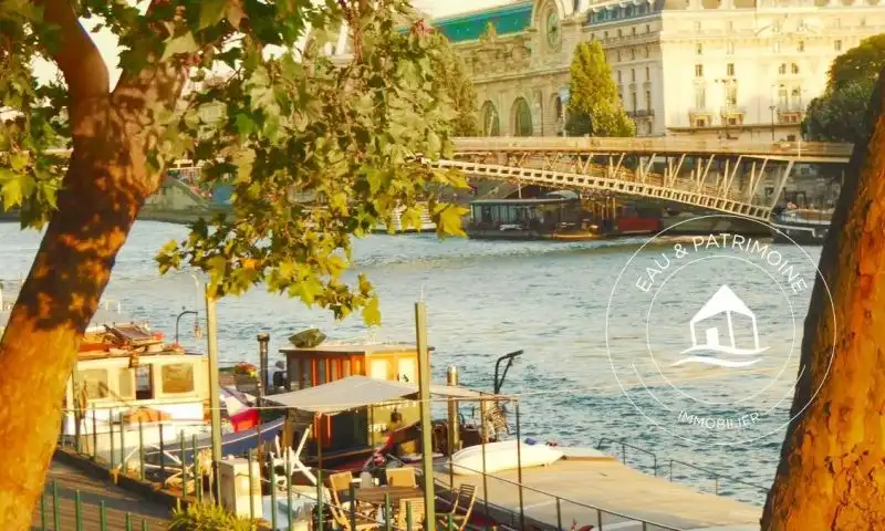 Péniche à vendre Paris 1 – Vues Tour Eiffel et Musée d'Orsay