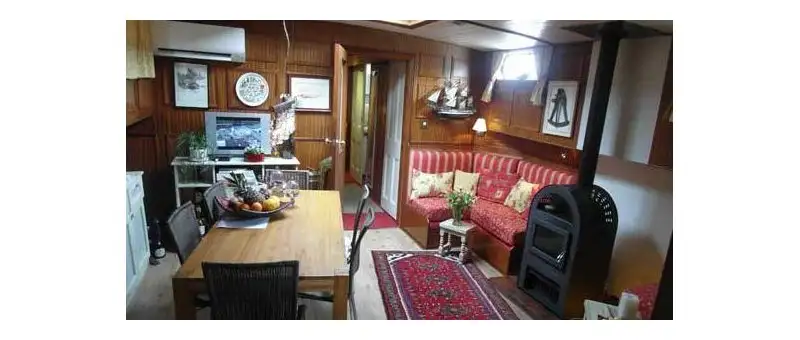 Superbe péniche navigante 120 m² à vendre sur le Canal du Midi