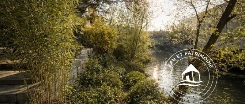 Maison flottante à vendre Neuilly-Sur-Seine – Terrasses et Intimité