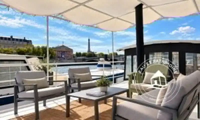 Péniche à vendre Paris 1er – Entièrement rénovée et vues sur Paris