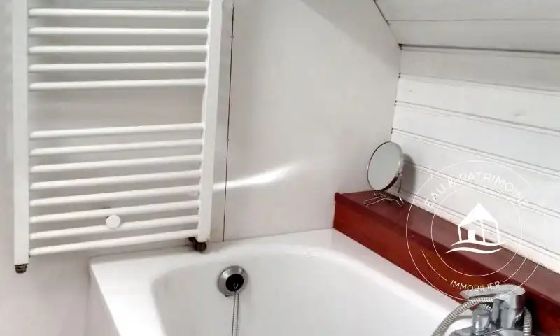 Péniche d'habitation à vendre à Paris – 45 m² – 165 000 €