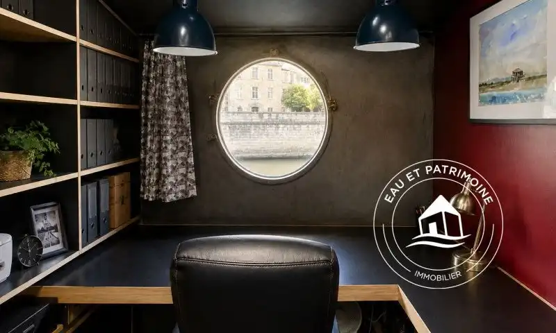 Péniche à vendre Paris 5 – Cachet et Spacieuse