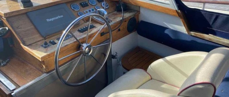 Très belle vedette à vendre