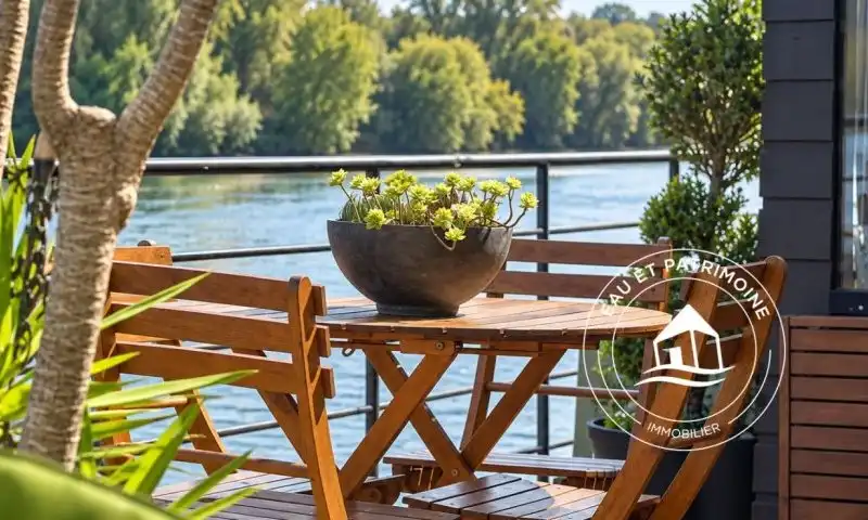 Maison flottante à vendre Giverny - Rénovée avec Logement Indépendant