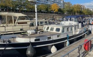 Très belle vedette à vendre