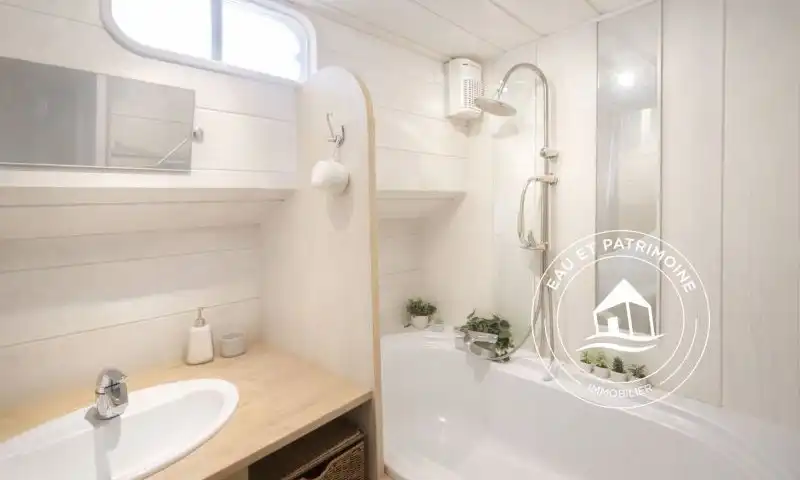 Péniche à vendre Paris 6 – 110 m² bien Agencés et Terrasses