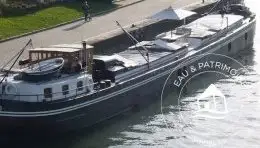 Acheter une péniche selon quels critères ? Types de bateaux-logements, emplacements et coûts à connaître