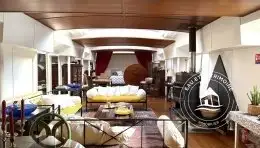 Buy a Houseboat in Paris with a Dedicated Specialist